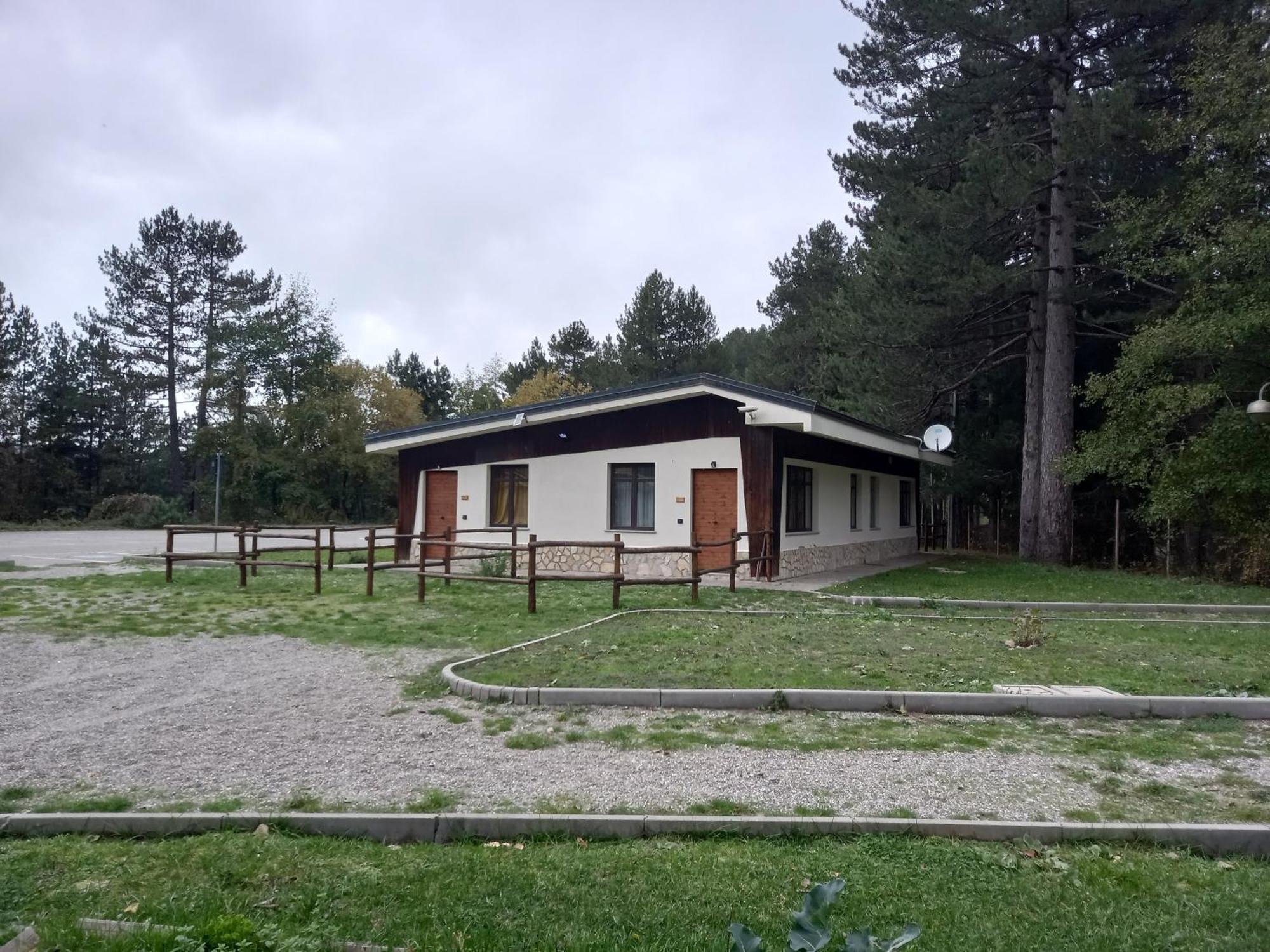 Chalet Lago Taverna  Kültér fotó